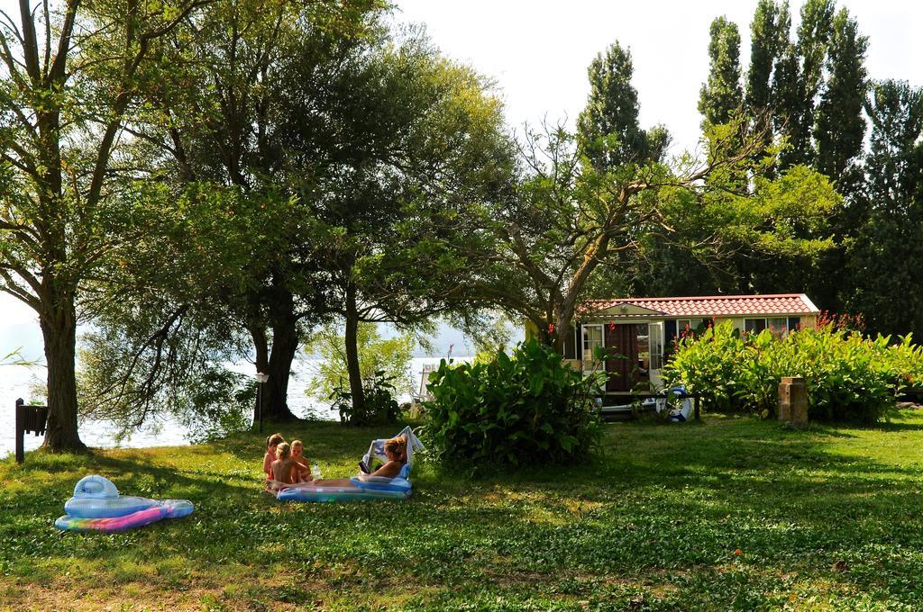 International Glamping Lago Di Bracciano Trevignano Romano Buitenkant foto