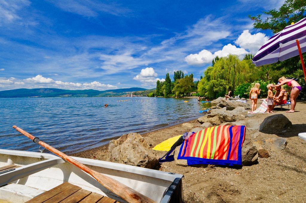 International Glamping Lago Di Bracciano Trevignano Romano Buitenkant foto